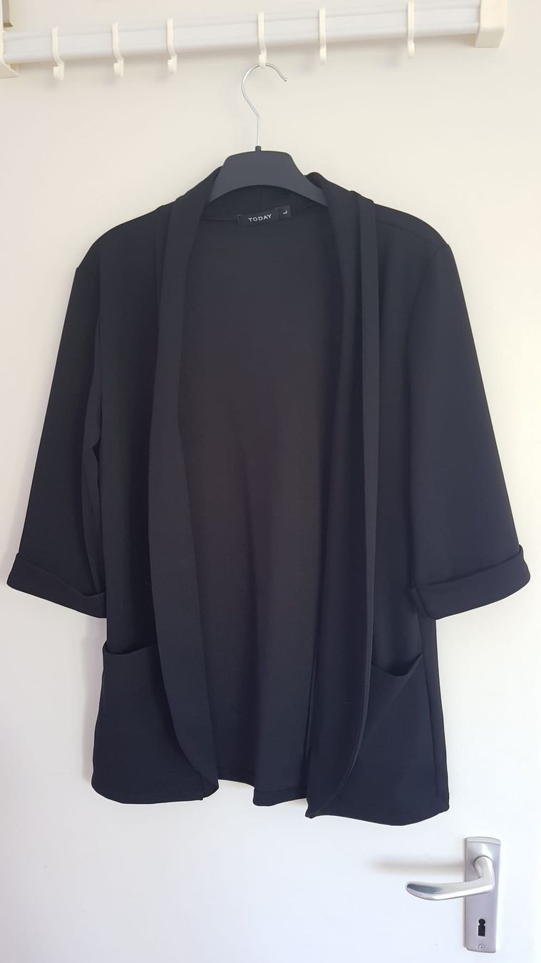 Giacche: Blazer noir manches 7/8 taille L non doublé – Nuovo e nell'imballaggio originale da Versoix venduto da aline_b