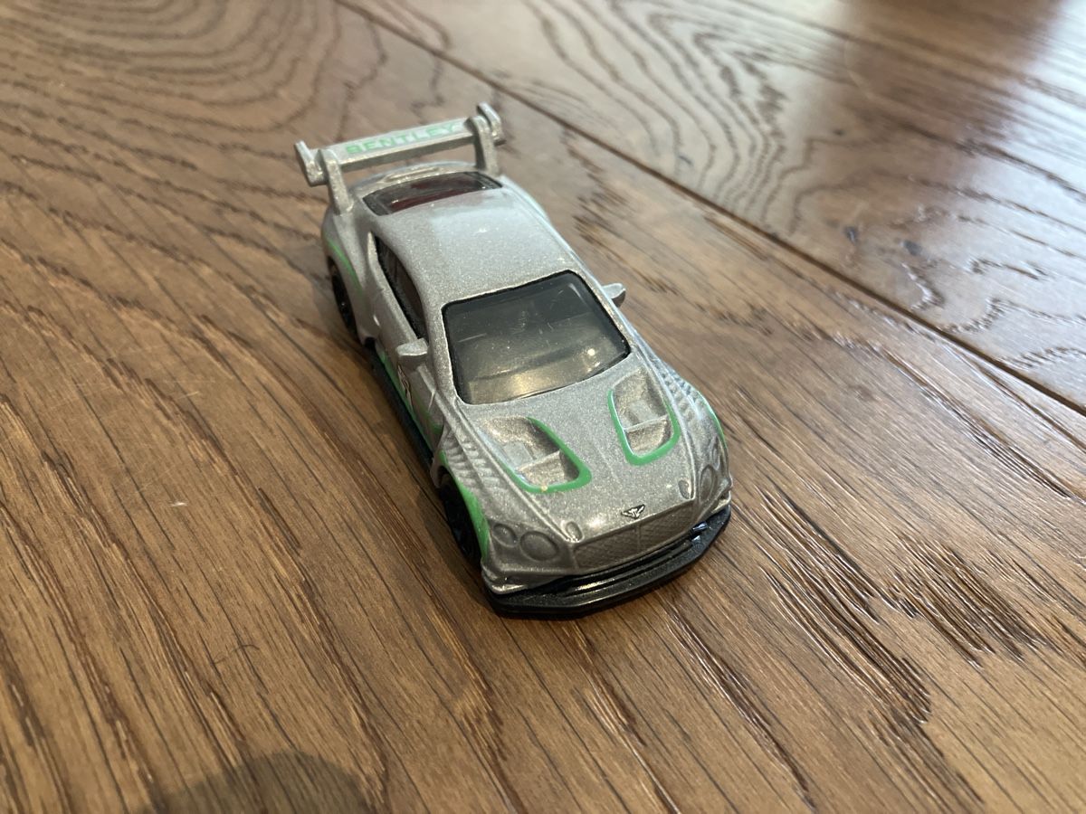 Hot Wheels Giocattoli: Hotwheels Bentley Continental GT3 – Nuovo (secondo la descrizione) da Luzern venduto da tra_t8h7