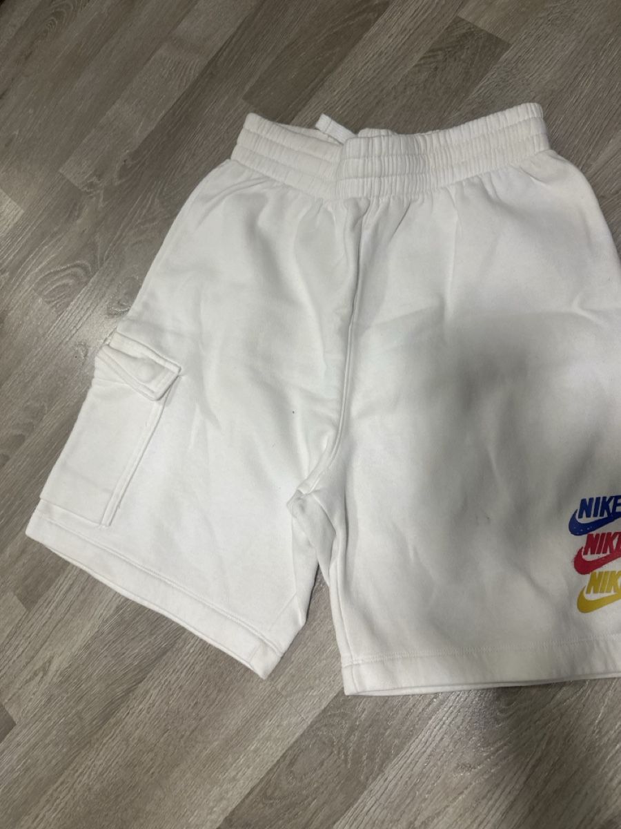 Nike Hosen: Nike shorts  – Gebraucht aus Oberentfelden von ulli03