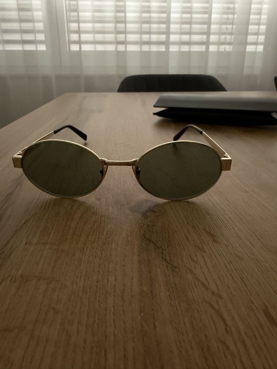Saint Laurent Lunettes & Verres: Sonnenbrille Saint Laurent – D'occasion à Zürich par Gocemk 1
