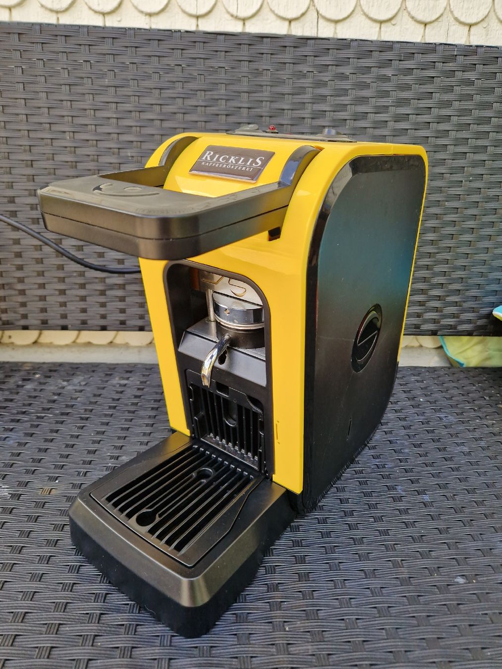 Macchine per caffè & Macchine per espresso: Ascona Pads Kaffeemaschine – Usato da Lotzwil venduto da Nugg10