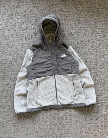 4.Veste polaire The North Face, gris, taille M, occasion