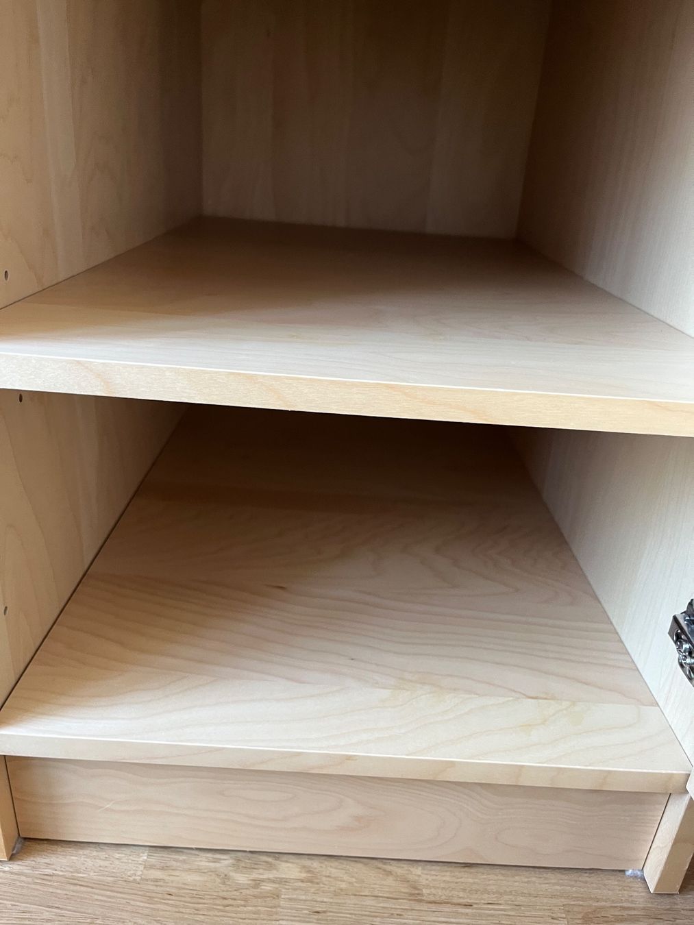 Ikea Bureaux: IKEA Malm Schreibtisch, holzfarben – D'occasion à Effretikon par alu_ldc6 9
