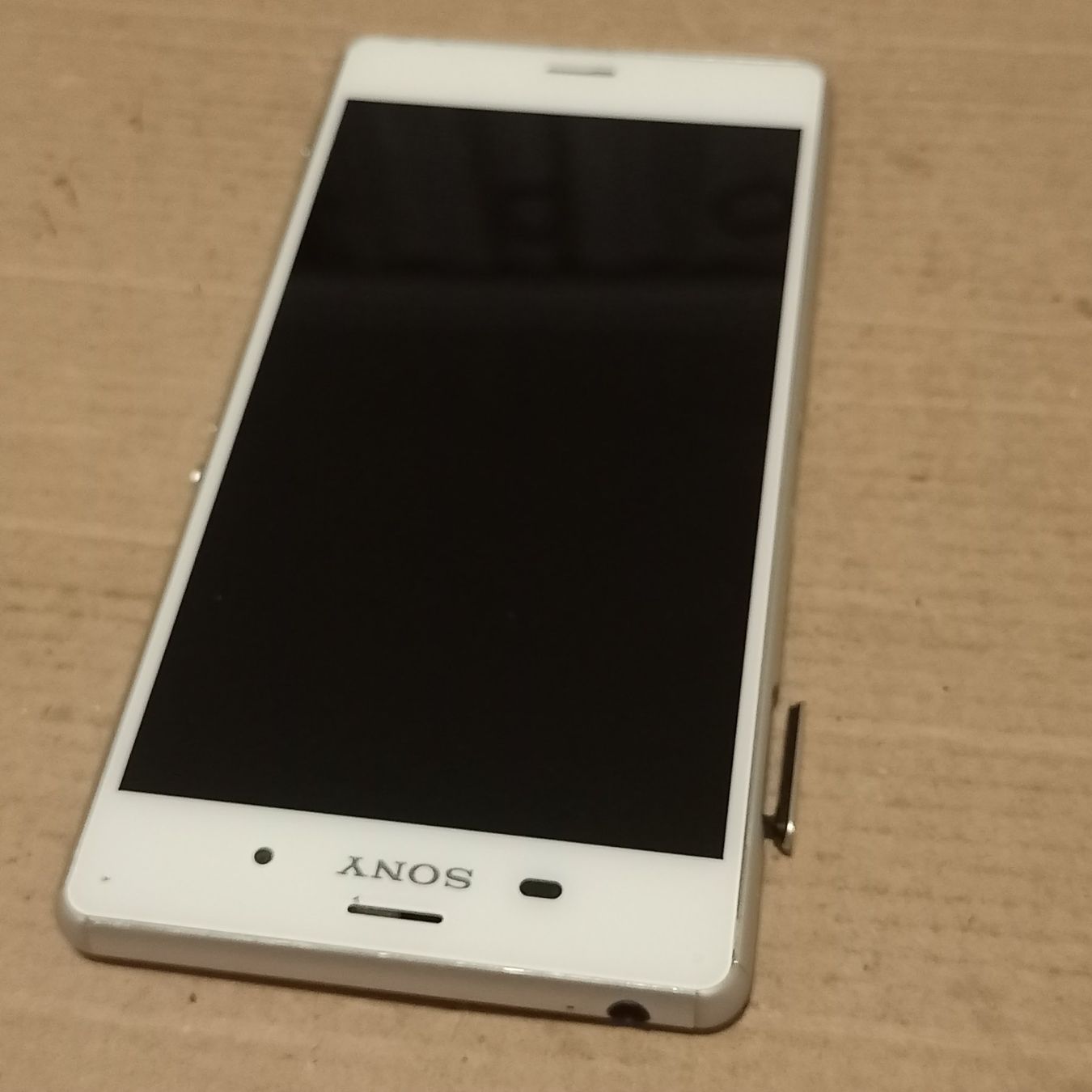 Sony Telefoni cellulari / Smartphones: Android Smartphone ungetestet: Sony Xperia T3 D5103 – Difettoso da Winterthur venduto da Opusco 1