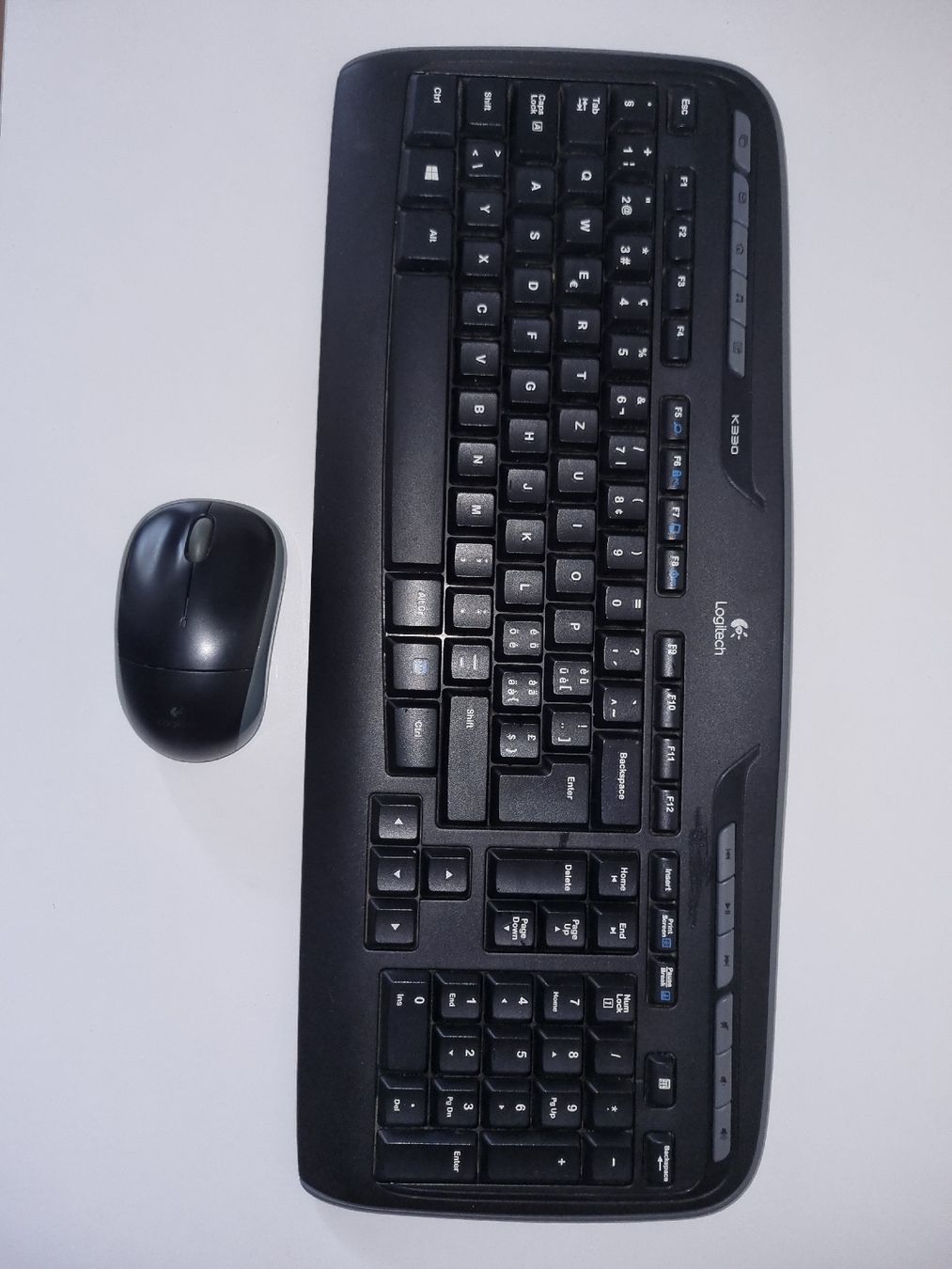 Logitech Tastaturen: Logitech Tastatur Maus Set K330  – Gebraucht aus Chur von Beimirhates