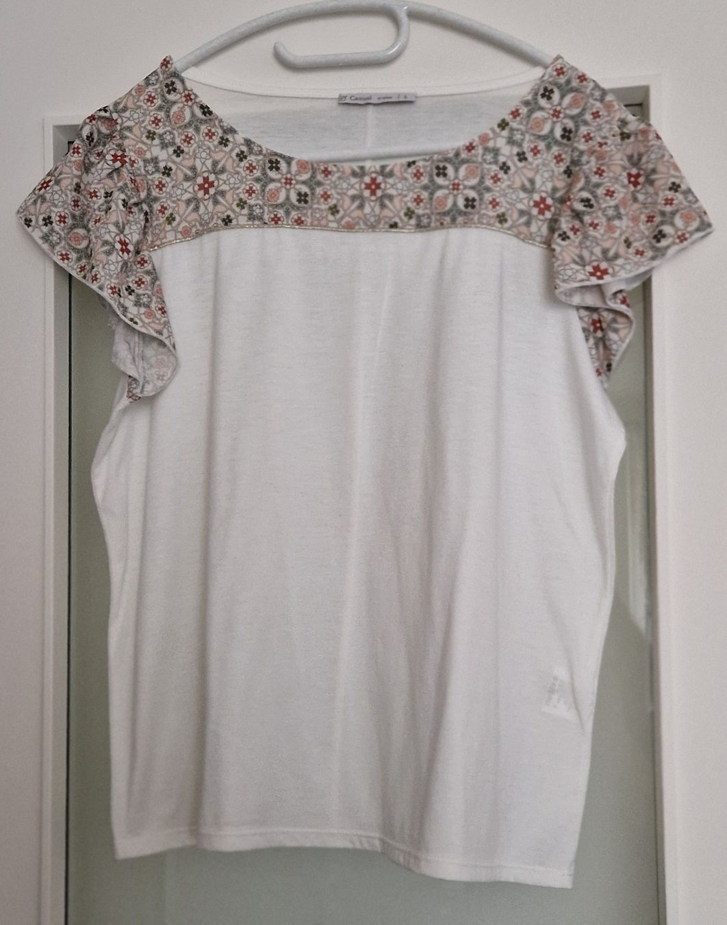 T-Shirts: tshirt  Grandeur L – Gebraucht aus Couvet von Pioune