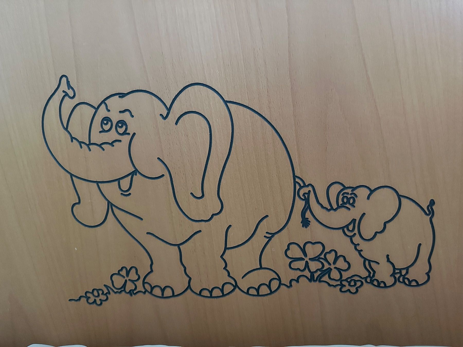 Letti: Holz Kinderbett mit Elefantenmotiv – Usato da Ehrendingen venduto da Denkro
