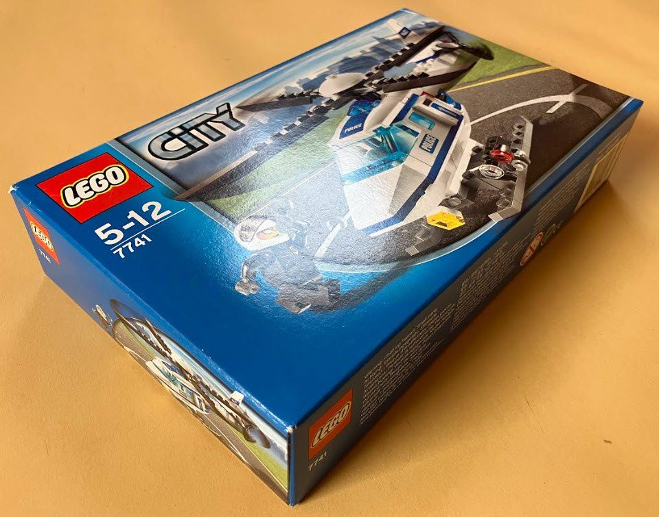 Lego Kit di costruzioni: LEGO City 7741 Polizei-Hubschrauber – Nuovo e nell'imballaggio originale da Zürich venduto da Minifig 2