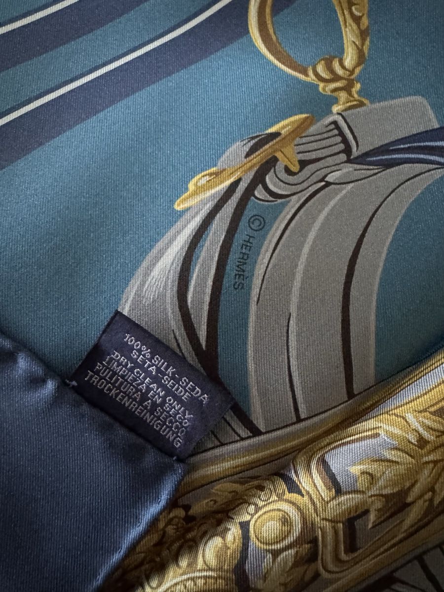 Hermès Foulard & Sciarpe: Hermès double neuf 90x90 Brides de Gala – Nuovo e nell'imballaggio originale da Genève venduto da Allisgood 4