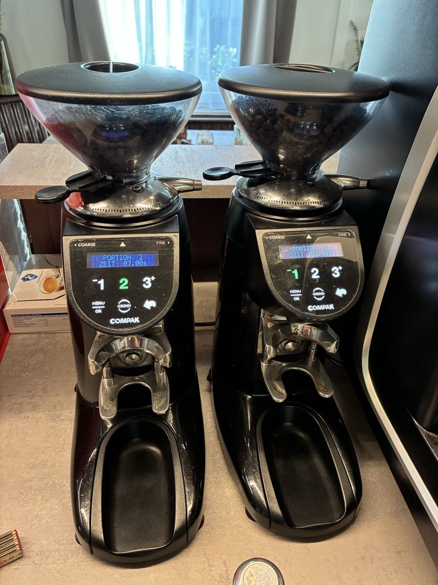 Cimbali Macchine per caffè & Macchine per espresso: Kaffeemaschine La Gimbali – Usato da Kradolf venduto da Neo13 7