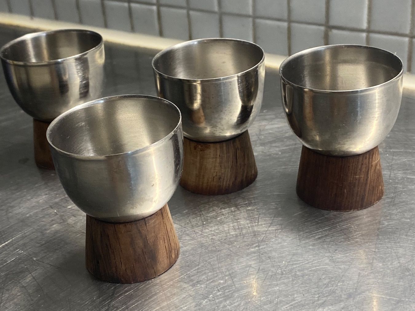 Altre Stoviglie: 4 Eierbecher Dansk design, Lundtofte denmark – Usato da Solothurn venduto da BORGHAGEN 4