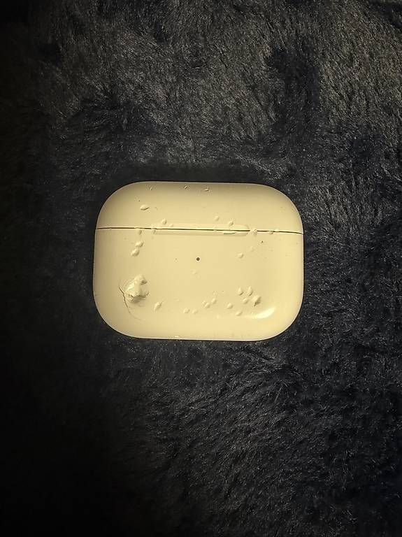 Cuffie: Airpods Pro Left one + Case  – Usato da Köniz venduto da ges_786t 1