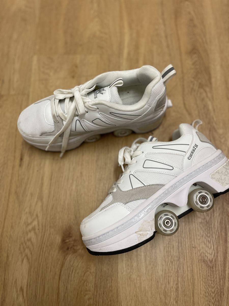 Pattini in linea & Pattini a rotelle: Schuh-Rollschuhe – Usato da Hauptwil venduto da Aerosword