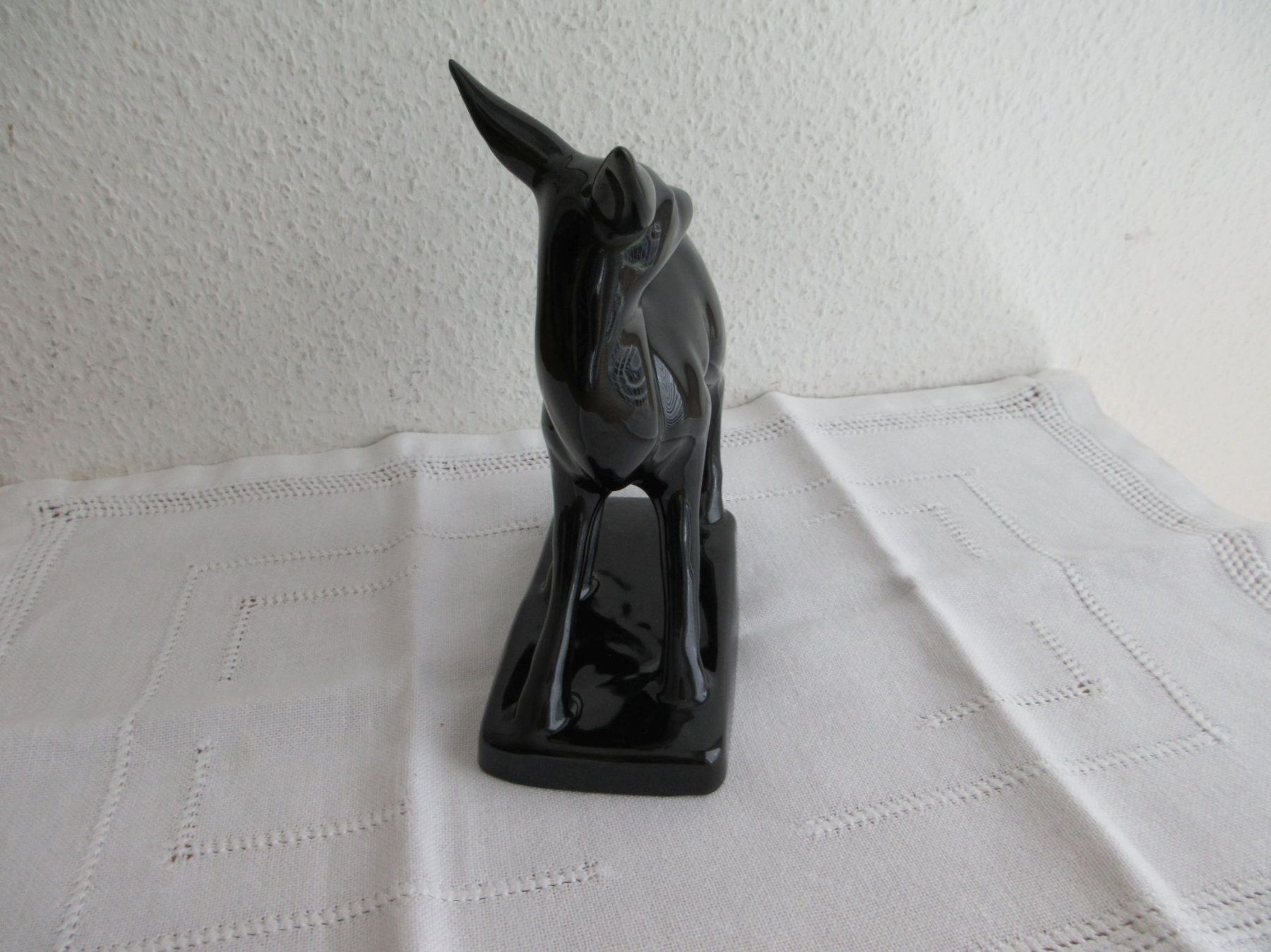 Statuette: Laufen Keramik Schwarzes Reh – Usato da Binningen venduto da mondoantico 1