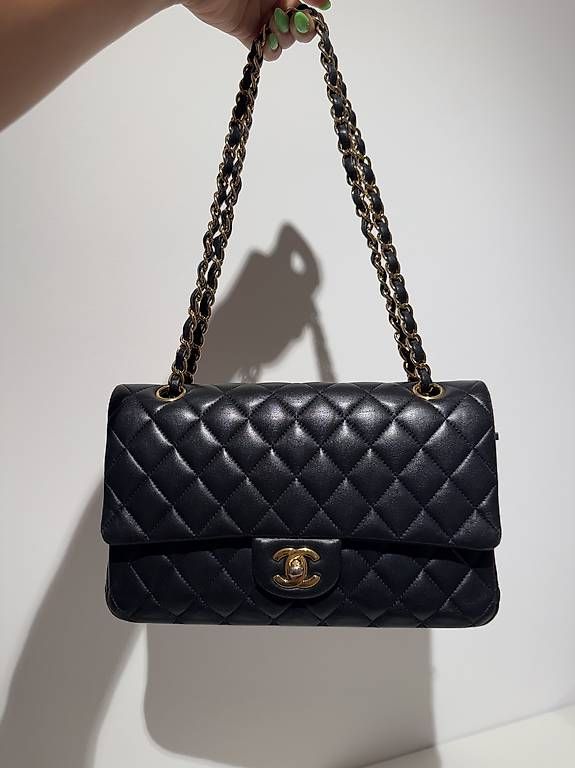 Chanel Borse da donna: Chanel Flap Bag Schwarz – Usato da Bäch SZ venduto da Carinabigi