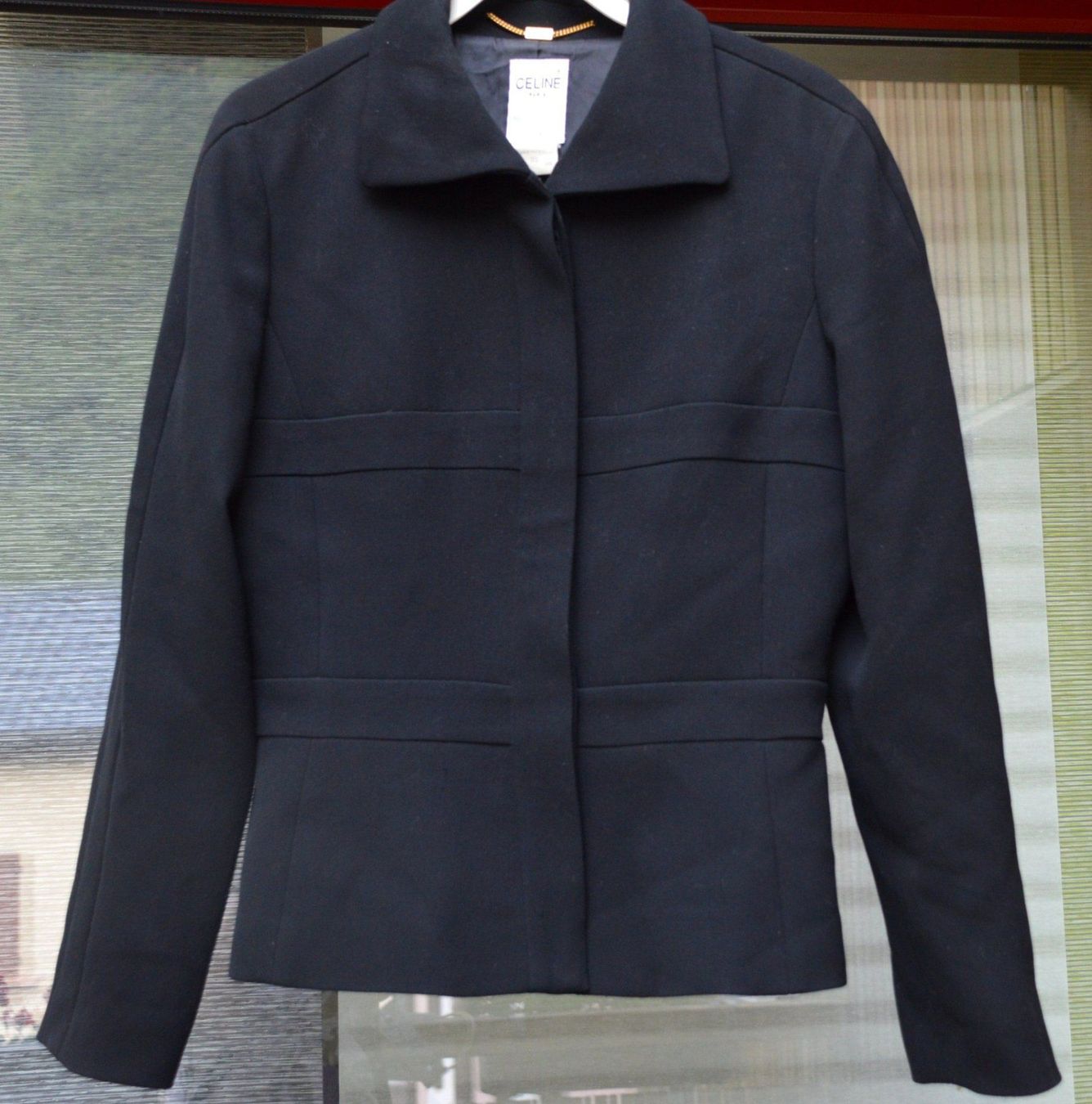 Celine Lotti di vestiti: Céline  Blazer + Rock / jupe Ensemble .40 – Usato da Collonges venduto da Auganien 4
