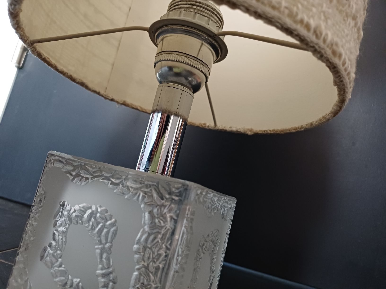 Lampade: Vintage Tischlampe mit Glasfuss – Usato da Niederuzwil venduto da wolkenlos80 5