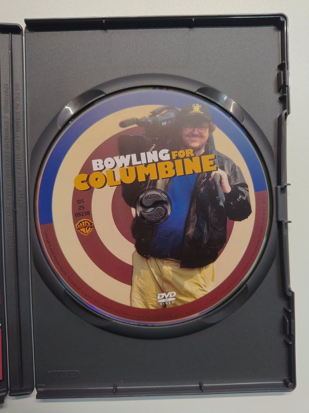 Tutti i DVDs: Bowling for Columbine – Usato da Liestal venduto da Kratzilla 1