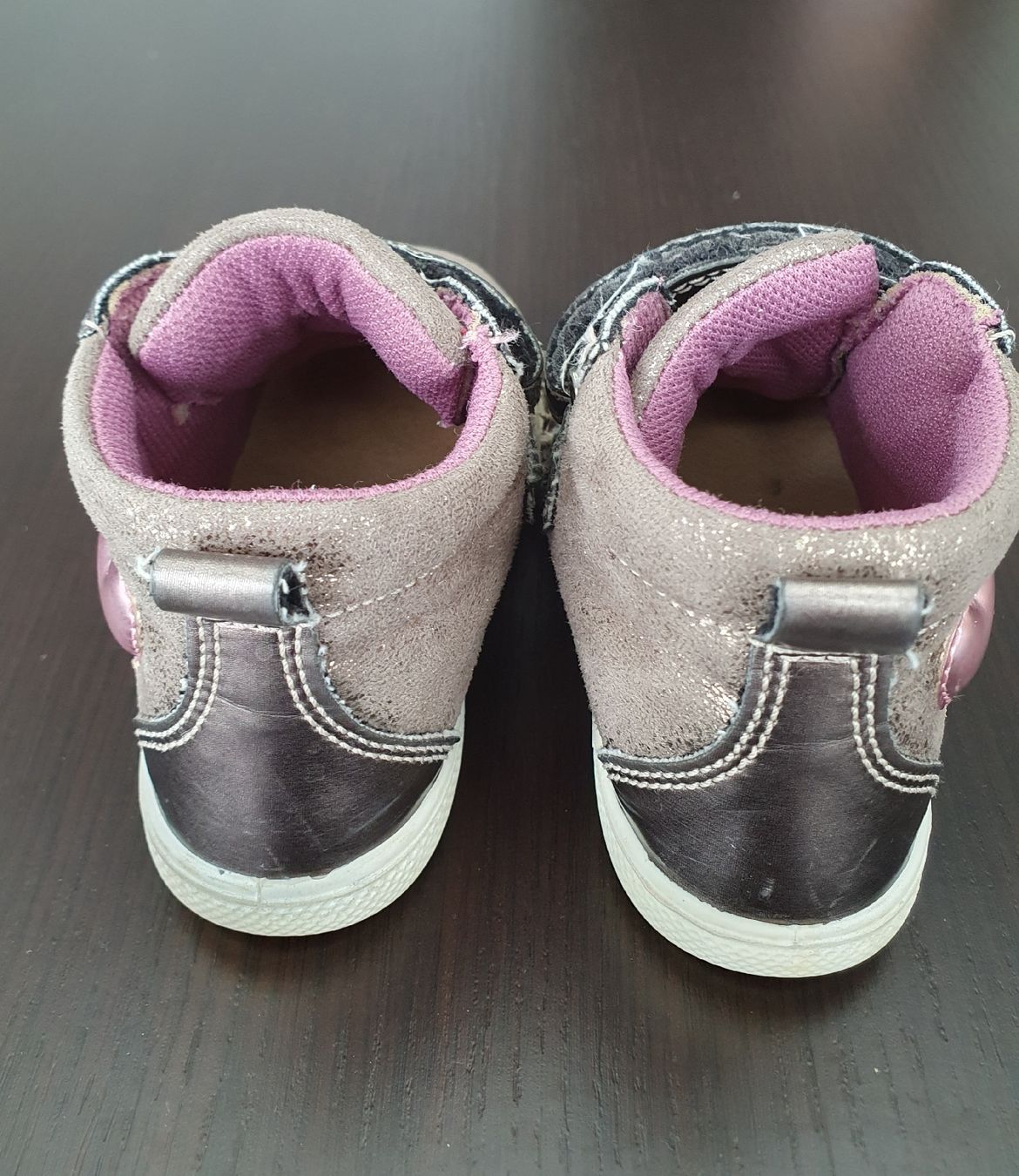 Scarpe per ragazze: Primigi Sneaker, Gr. 25, Top Zustand – Usato da Baden venduto da gme_x9g2 5