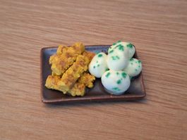 Puppenhaus Fischstäbchen mit Salzkartoffeln, Maileg