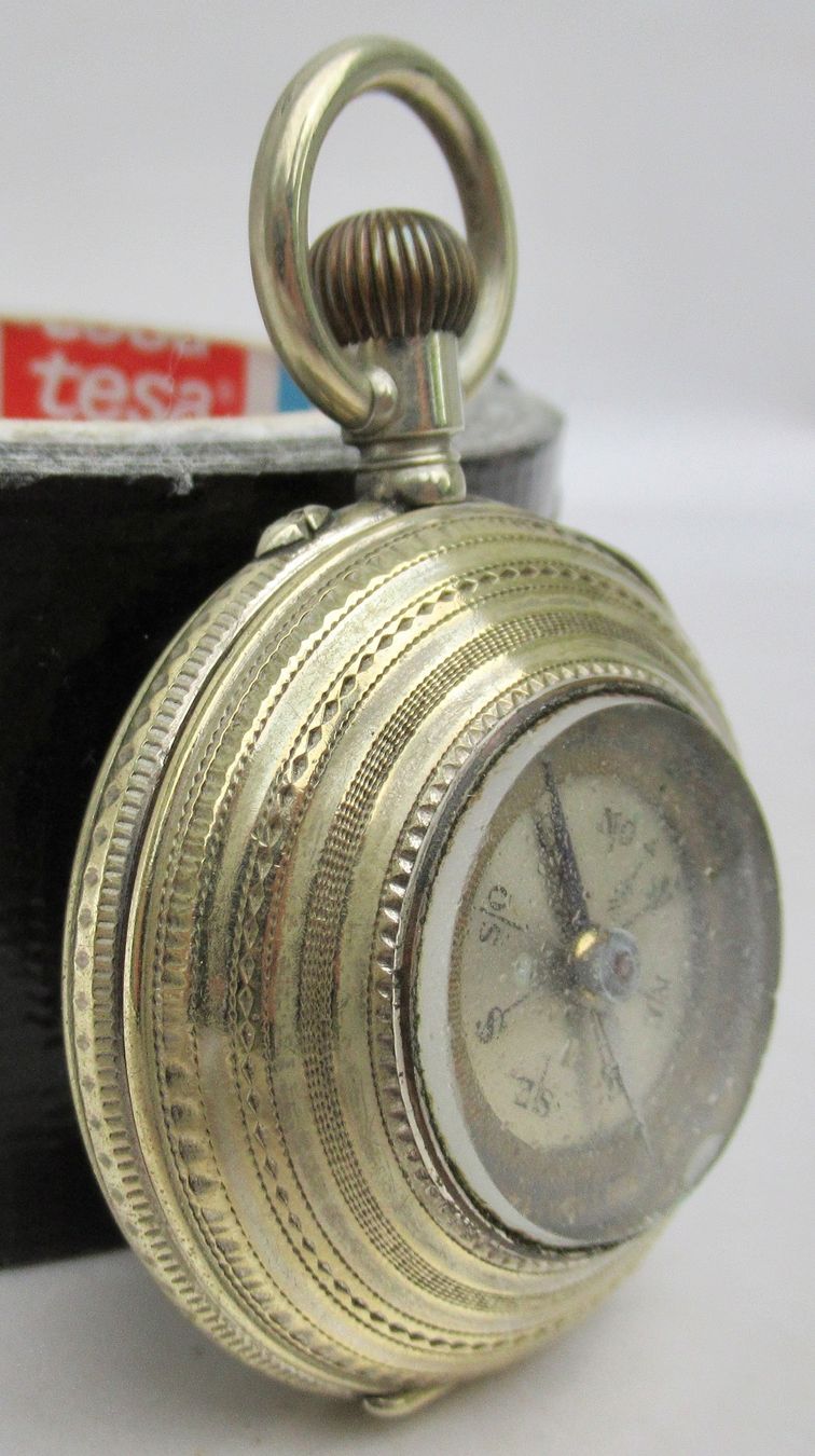 Orologi: Taschenuhr mit Kompass und Uhrenkette – Usato da Bern venduto da Colligentes 5