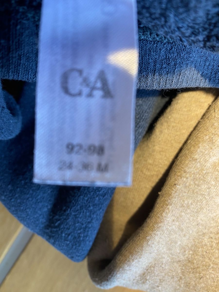 C&A Collant & Leggings: Collants et leggings  – Usato da Estavannens venduto da charriere23 1