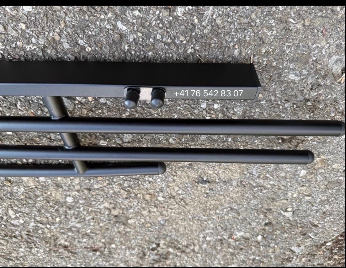 Gabbie, trasporto & Sicurezza: Hundegitter Tesla Model Y – Nuovo (secondo la descrizione) da Niederrohrdorf venduto da SD72 5