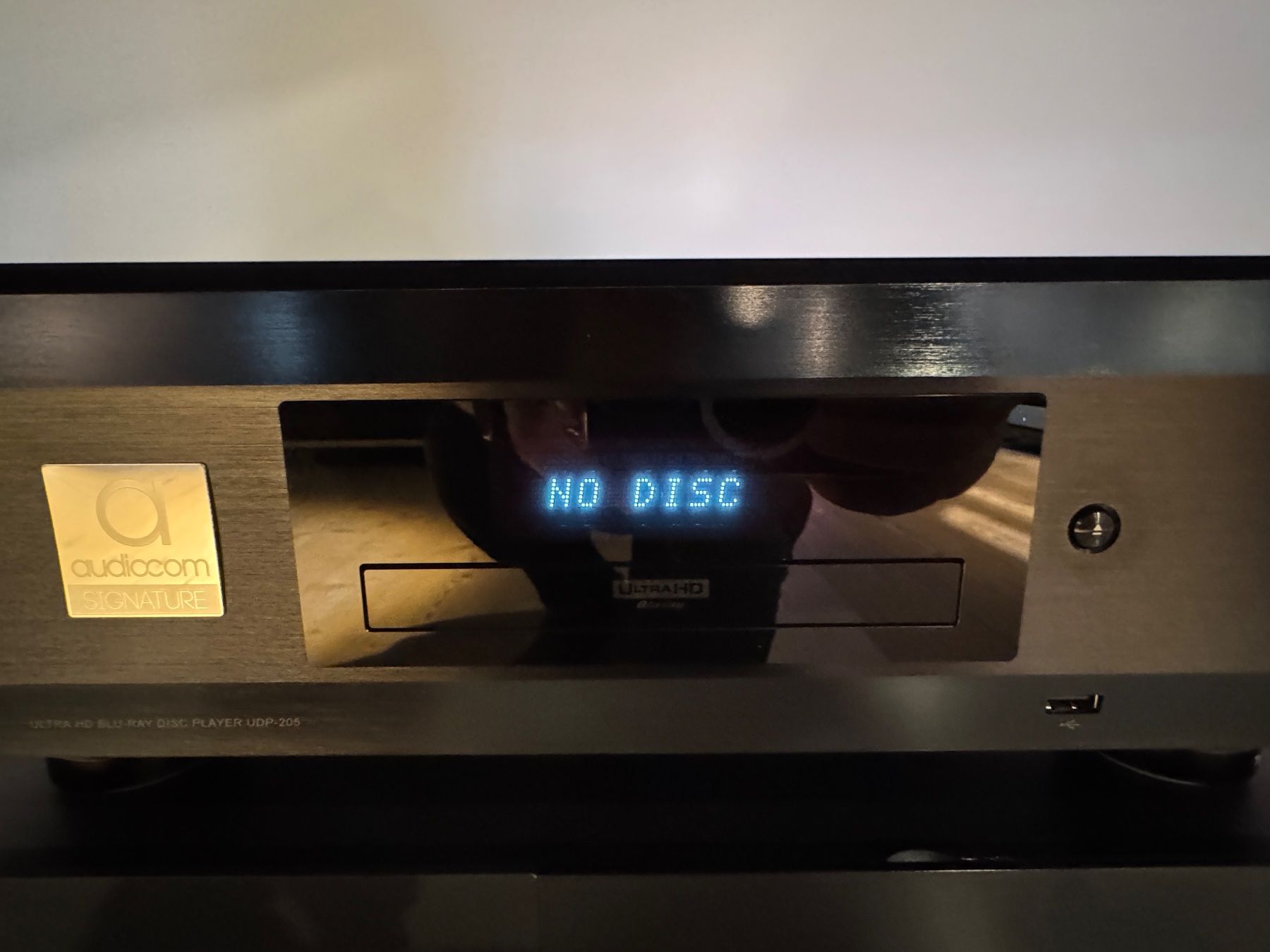 Oppo Lettore multimediale & Streamer: Oppo UDP-205 Audiocom Signature codefree – Usato da Uetendorf venduto da Cineversum_GmbH 3