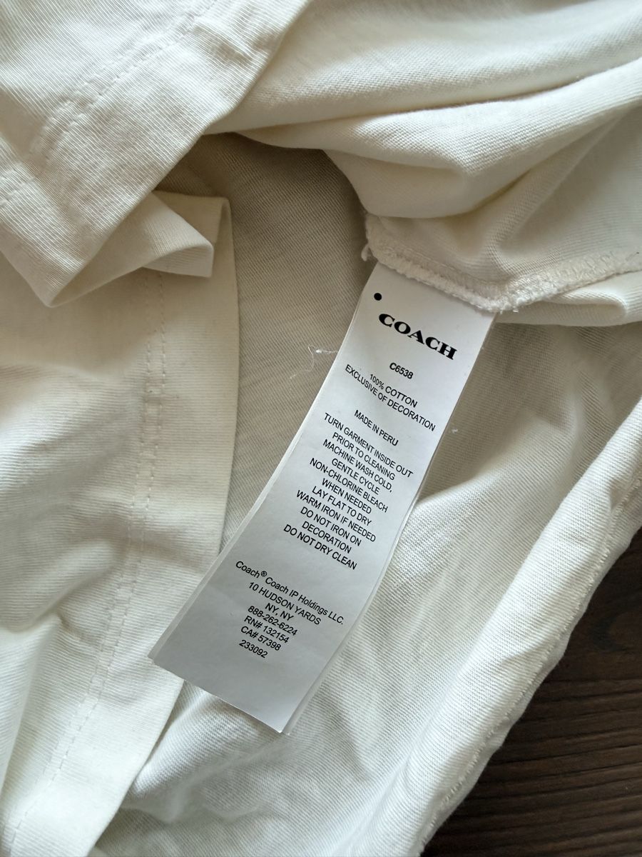 T-shirt: Coach x jennifer lopez Tshirt – Usato da Melide venduto da Nikola-123 2