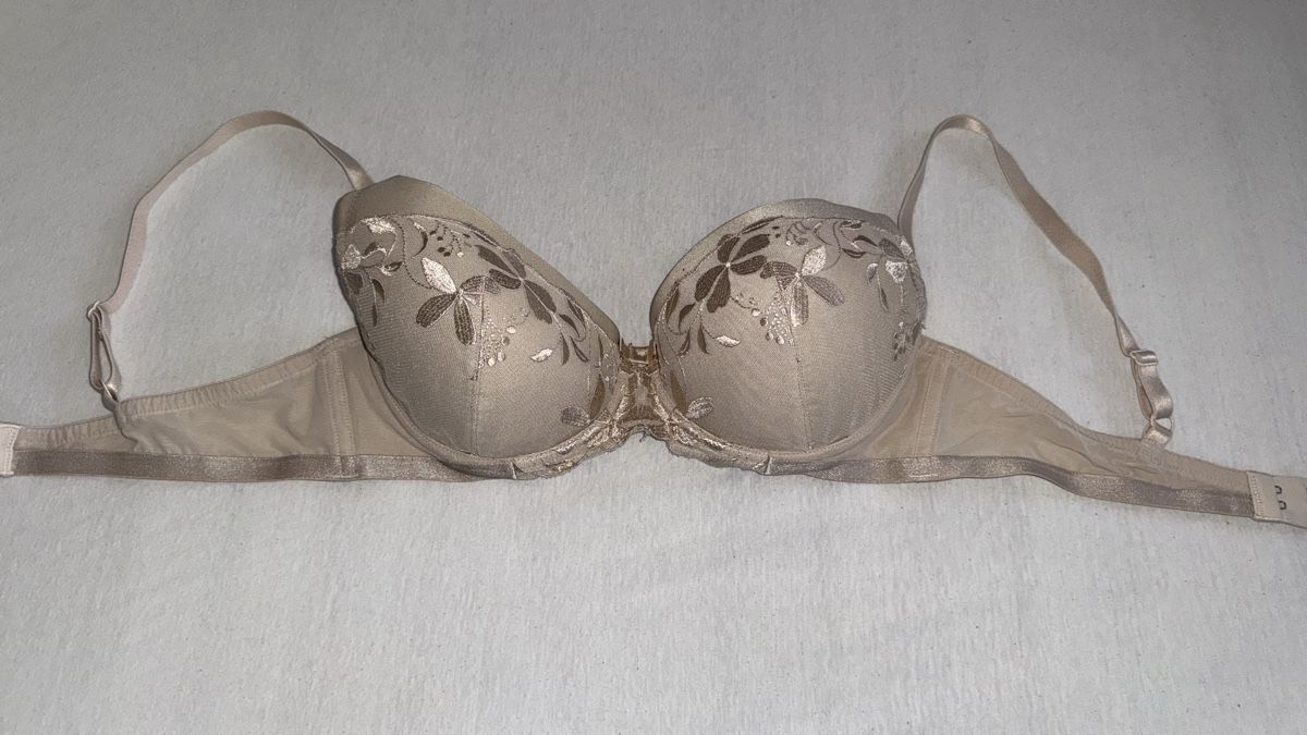 C&A Altra biancheria intima: BH Hautfarben, 75C – Usato da Gümligen venduto da morticiaaddams