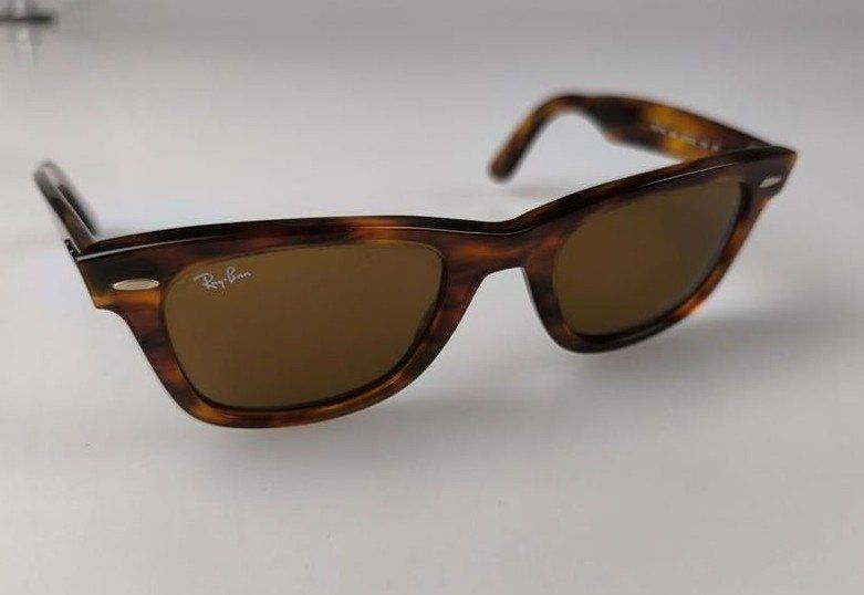 Lunettes & Verres: Sonnenbrille Ray Ban – D'occasion à Rüti ZH par Restwert_Rueti_ZH