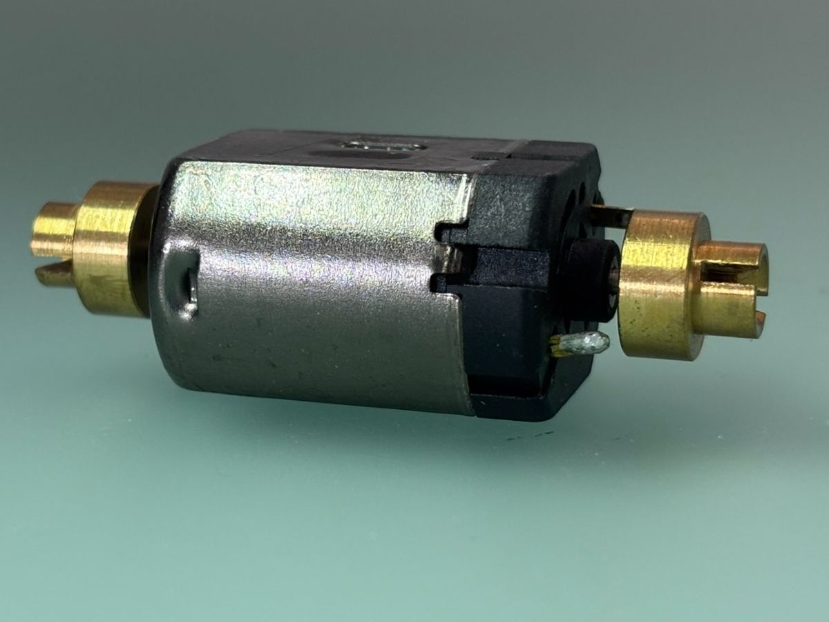 Rivarossi Modellini di ferrovie: RIVAROSSI HO MOTOR  / MOTEUR – Nuovo (secondo la descrizione) da Sion venduto da lol_98vj