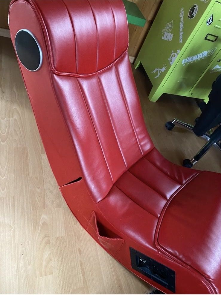 Poltrone: Gaming-Sessel in Leder-Optik – Difettoso da Melchnau venduto da oliver26 1