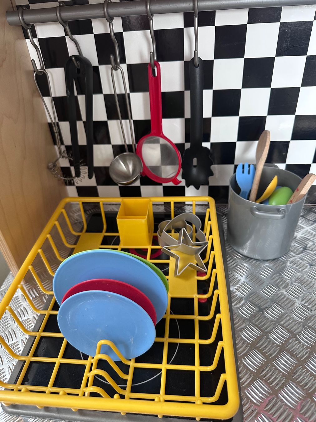 Ikea Spielzeuge: Ikea-Kinderküche mit Zubehör – Gebraucht aus Bülach von VM8392X 4