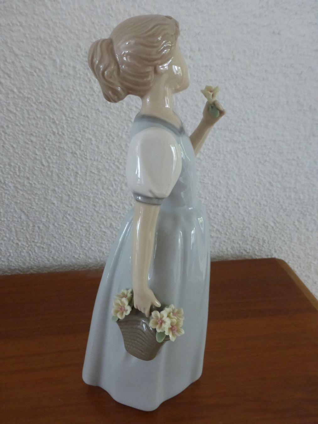 Figuren: Porzellan Mädchen Nao – Gebraucht aus Winterthur von Isi66 2