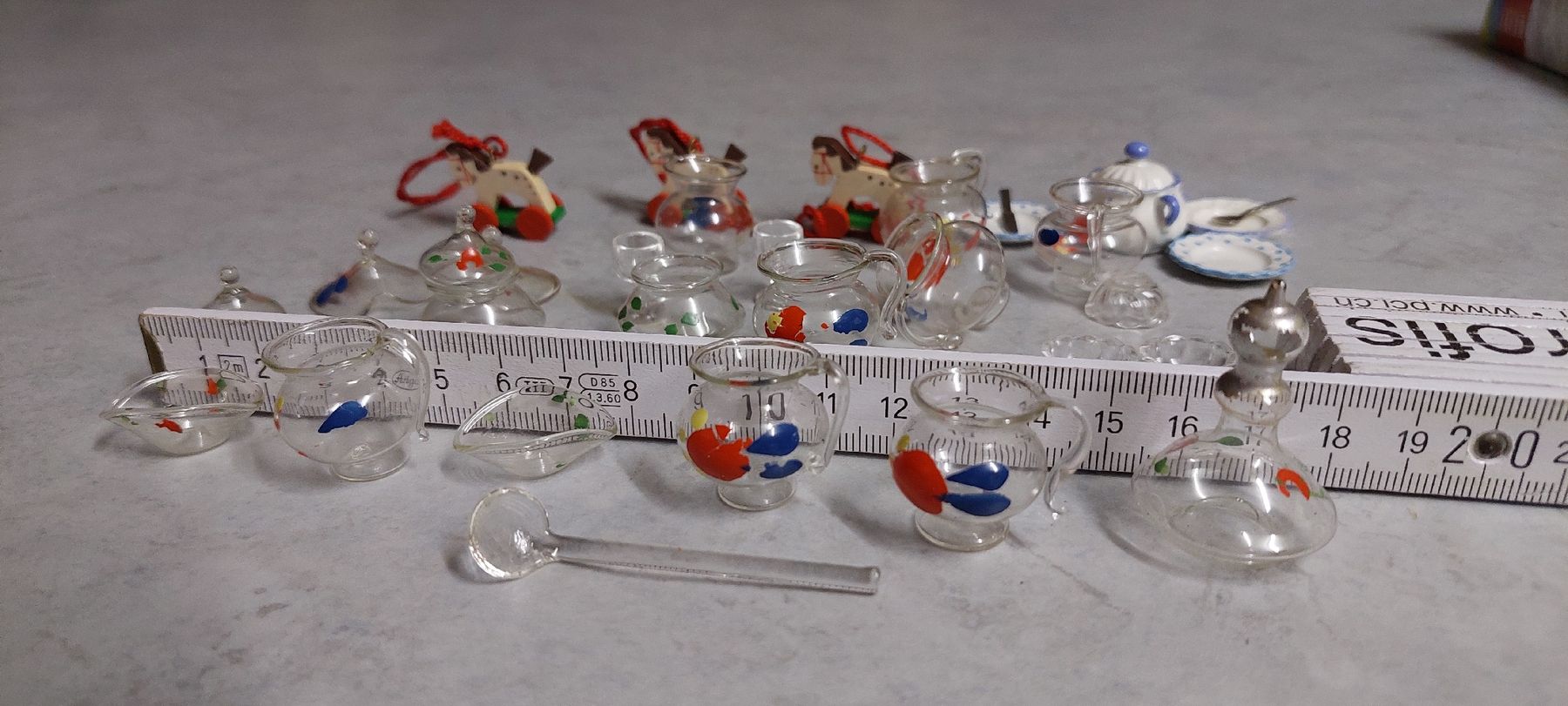 Case e mobili per bambole: Puppenstuben Miniaturen antik – Usato da Muri AG venduto da nindo1 3