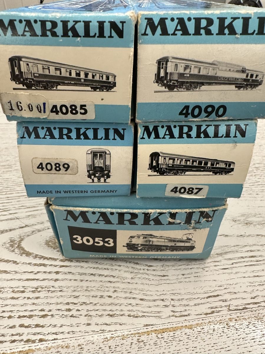 Märklin Modelleisenbahnen: Märklin 3053 DB BR 103 Reisezug – Gebraucht aus Lupsingen von New-Haven 8
