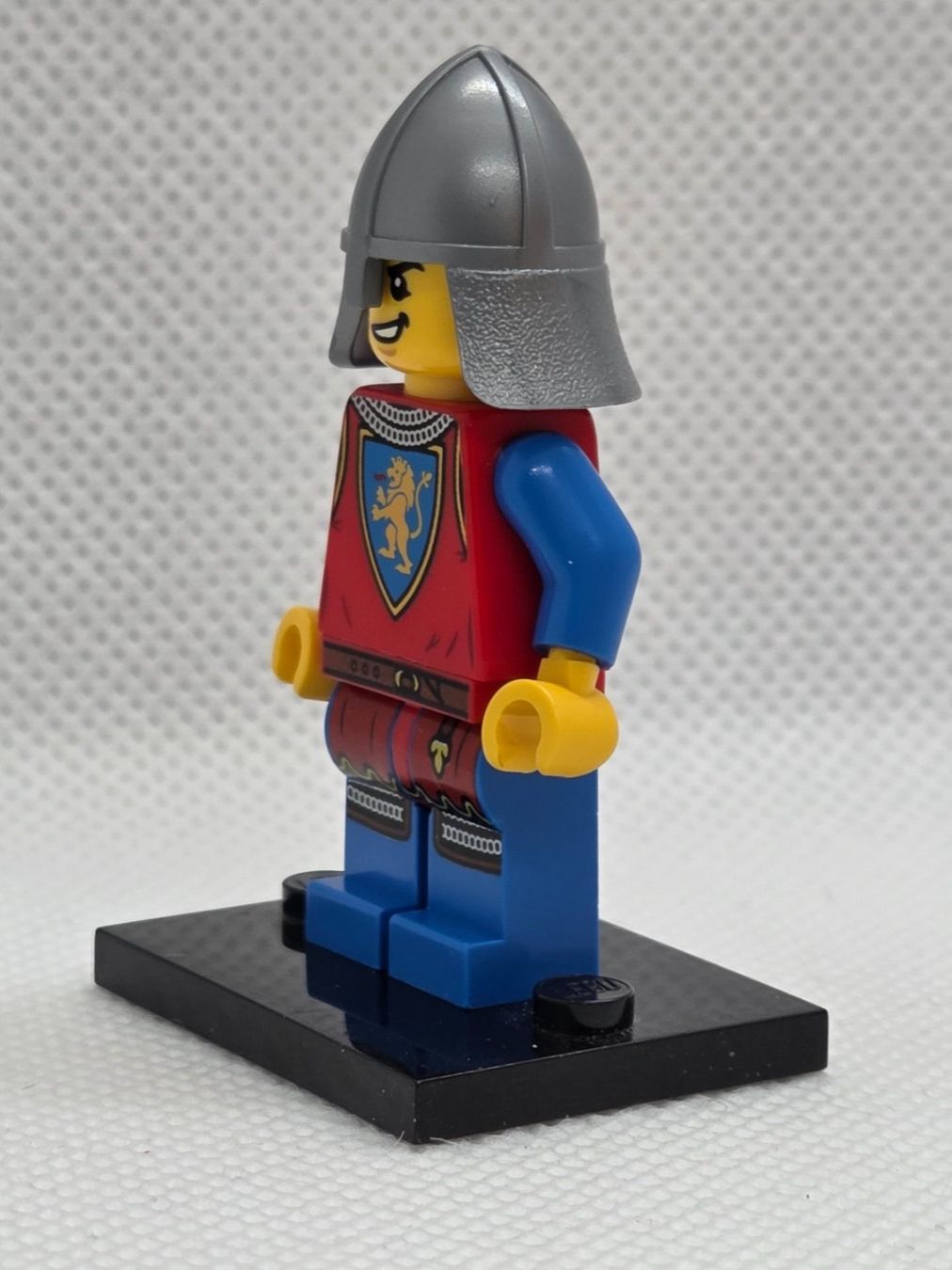 Lego Kit di costruzioni: LEGO Castle lion knight male – Nuovo (secondo la descrizione) da Basadingen venduto da NekoBricks 2