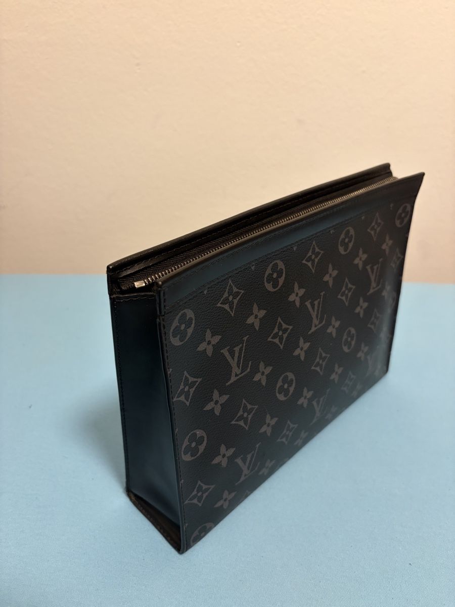 Louis Vuitton Custodie per cosmetici: Louis Vuitton Pochette Voyage MM – Nuovo (secondo la descrizione) da Baar venduto da pet_rw7w 1