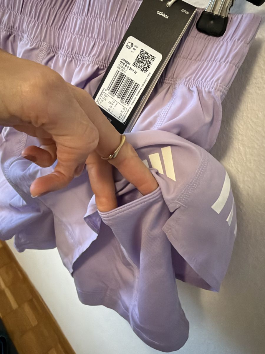 Adidas Pantaloni: Adidas Running Short – Nuovo e nell'imballaggio originale da Zürich venduto da agichristine 4