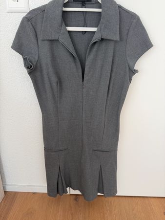Kleid dunkelgrau kurzarm Reissverschluss Kragen von Zara