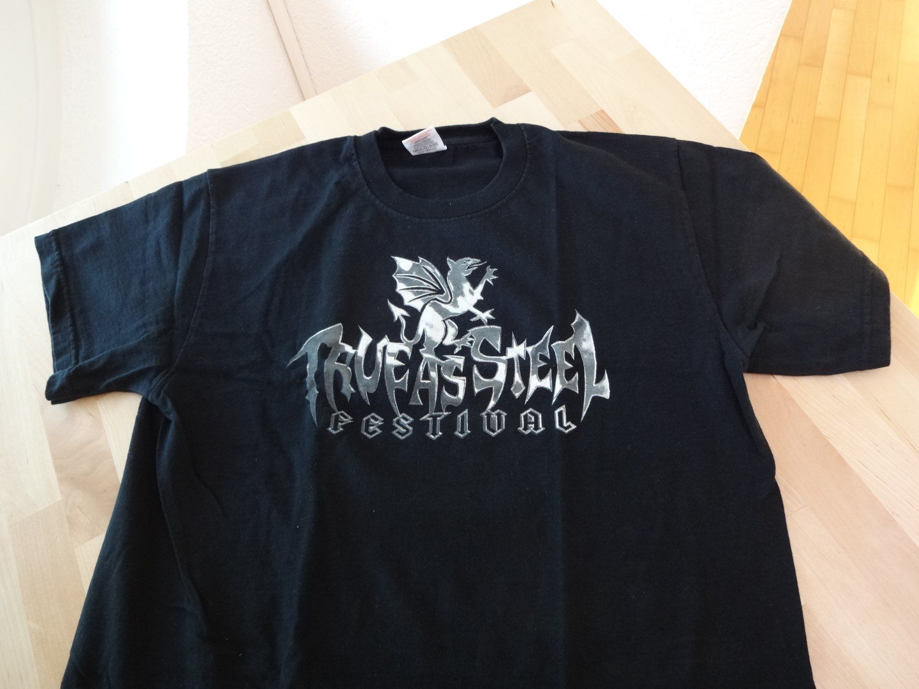 T-shirt: Metalshirts (Schweiz & international) – Usato da Olten venduto da J.Gr 9