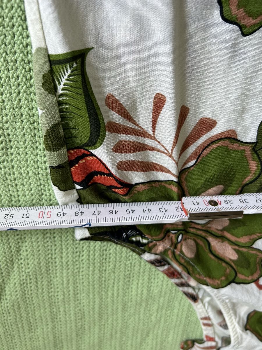 Kleider: Schickes  Sommerkleid – Gebraucht aus Rüti ZH von Masken 3