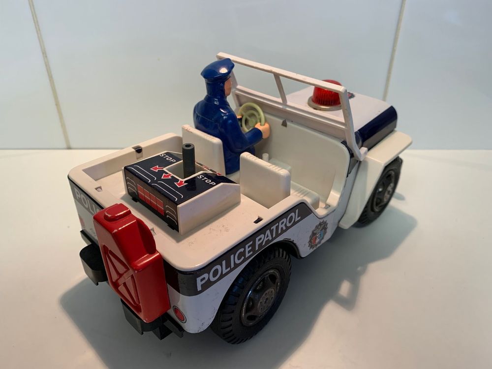 Jeep Polizei TN Nomura Japan Funktion ok 8