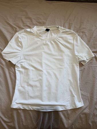 T-shirt blanc SHEIN taille S bon état