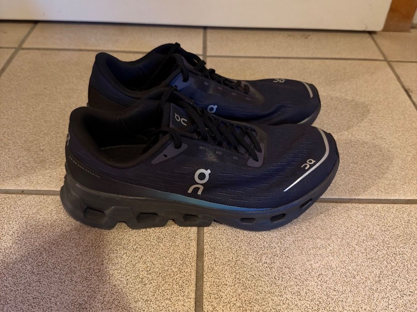 On Scarpe da uomo: On Cloudspark (Herren, Gr. 41) – Nuovo (secondo la descrizione) da Grabs venduto da tis_wr6j 7