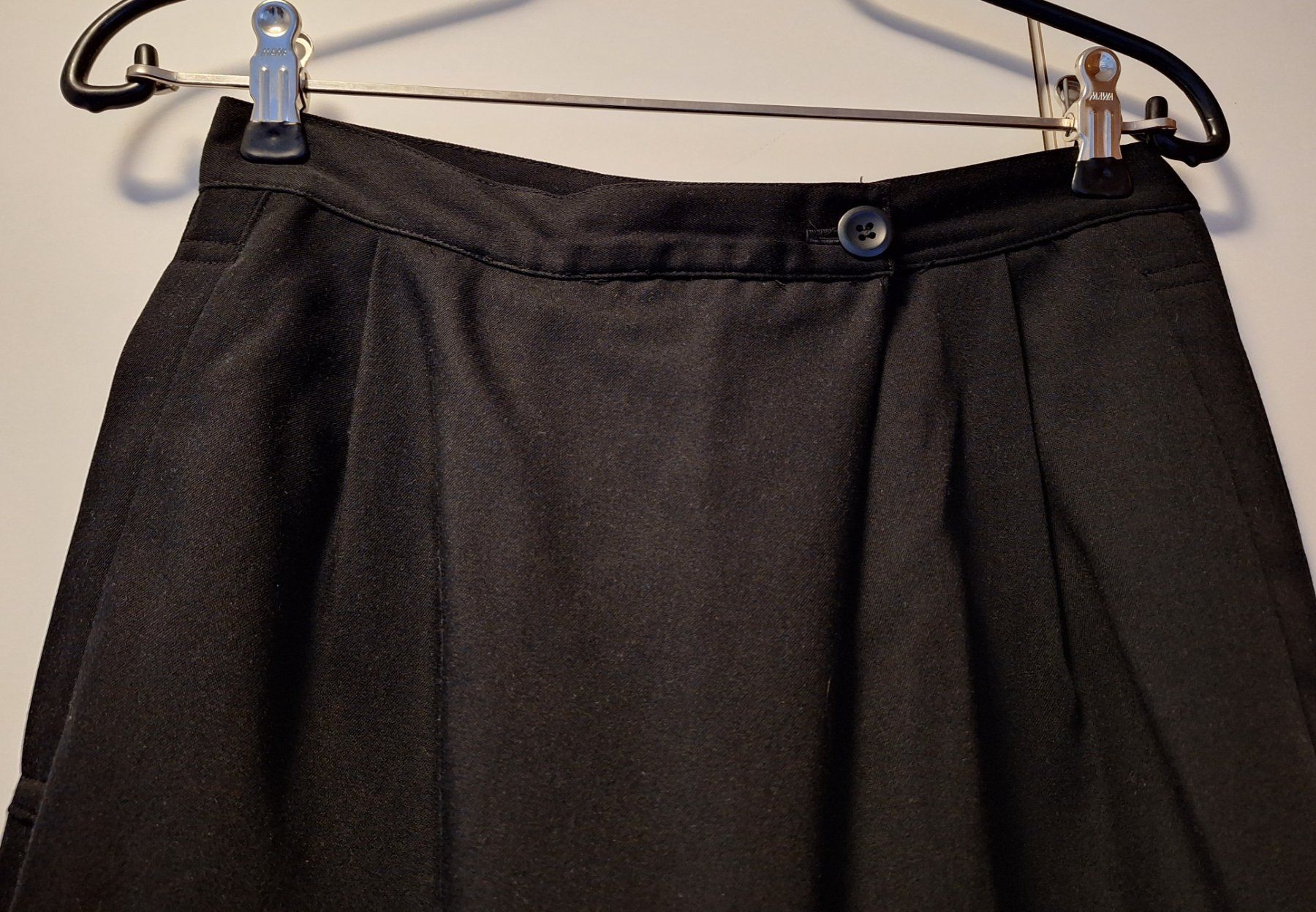 Hosen: Elegante Haremshose schwarz Grösse 38 – Gebraucht aus Muri AG von Edlerweiss 2