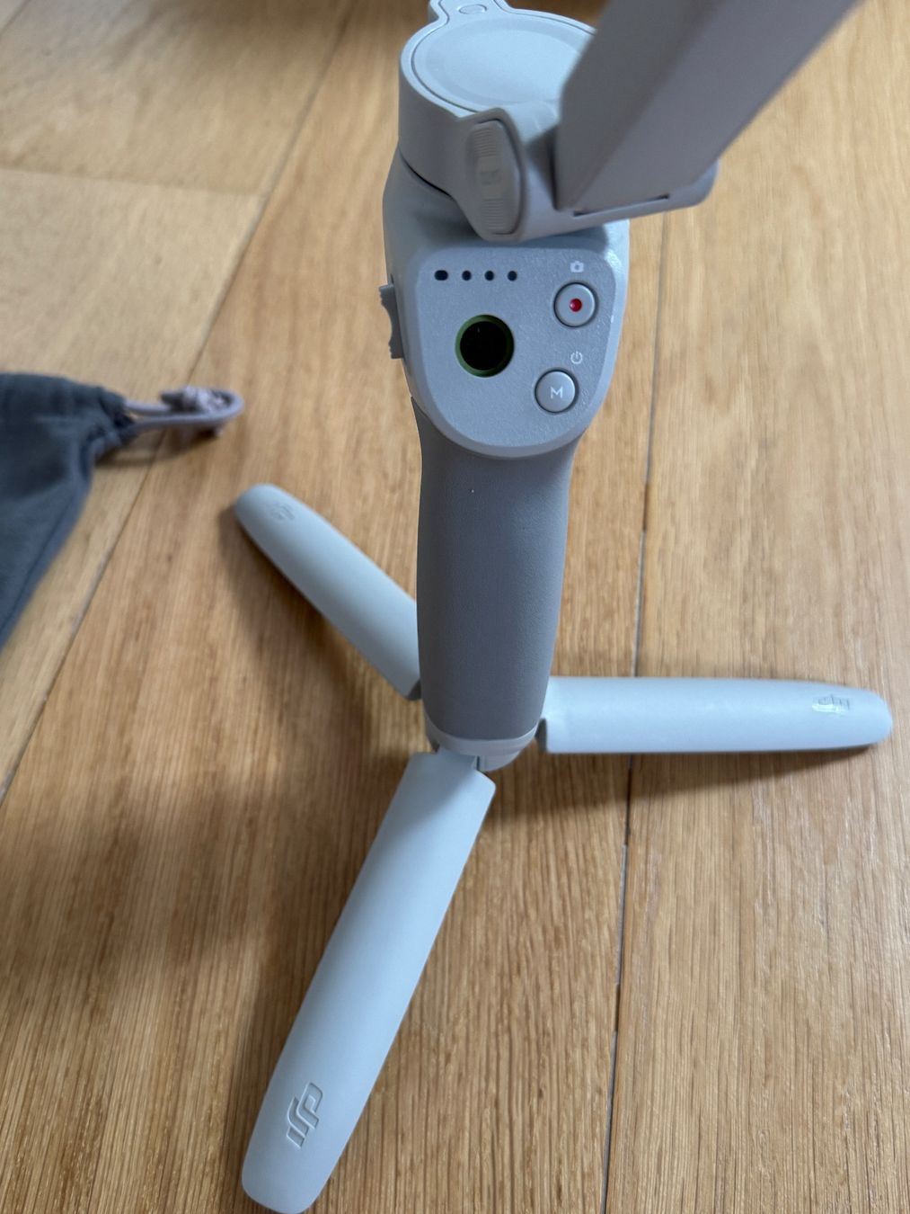 DJI Staffe: DJI OM 4 -- Osmo Mobile 4, Smartphone Gimbal – Usato da Jussy venduto da ali_6d7d 1