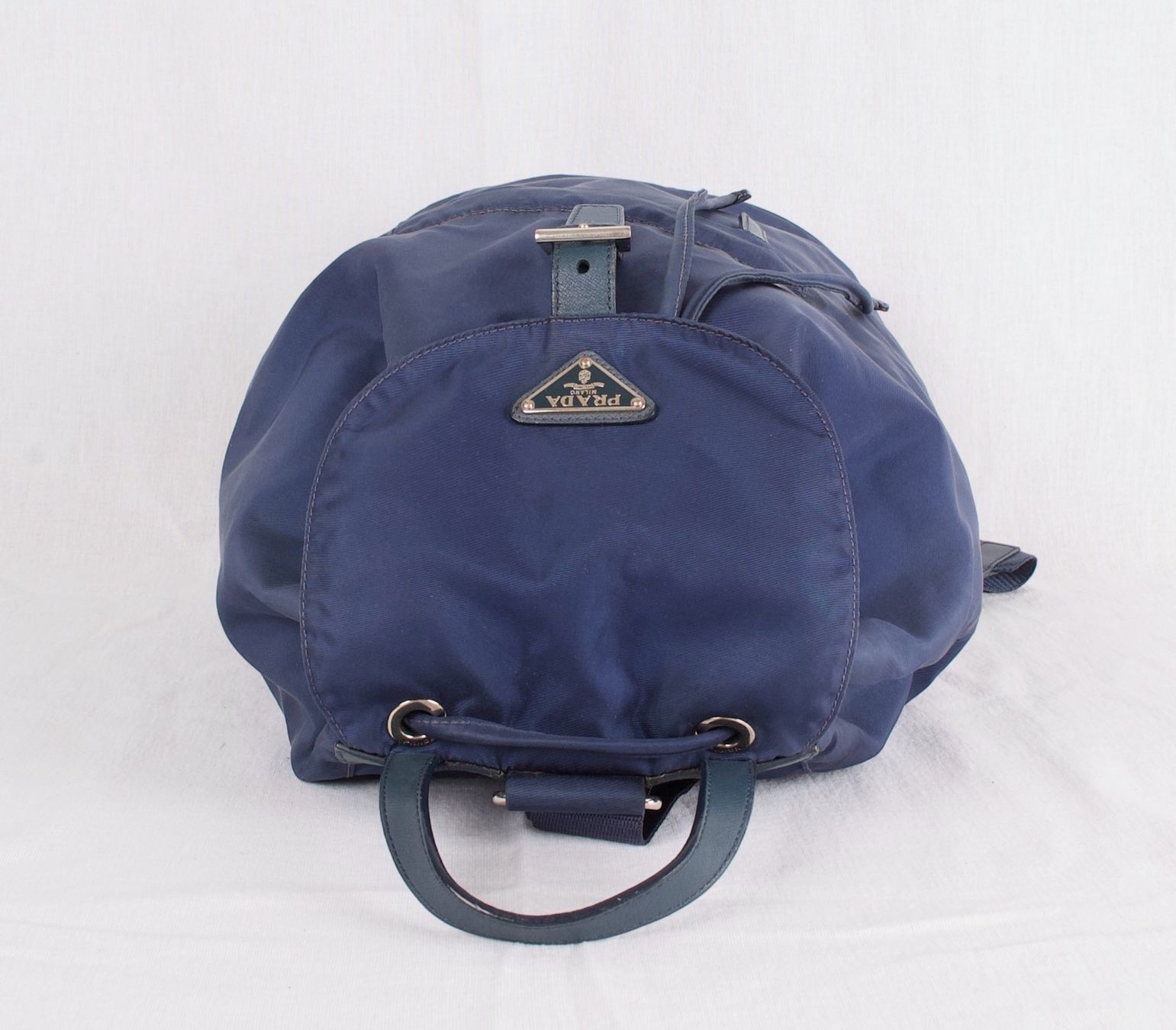 Prada Zaini: Auth PRADA Nylon leather drawstring backpack blue. – Usato da Lausanne venduto da Lamedusac 3