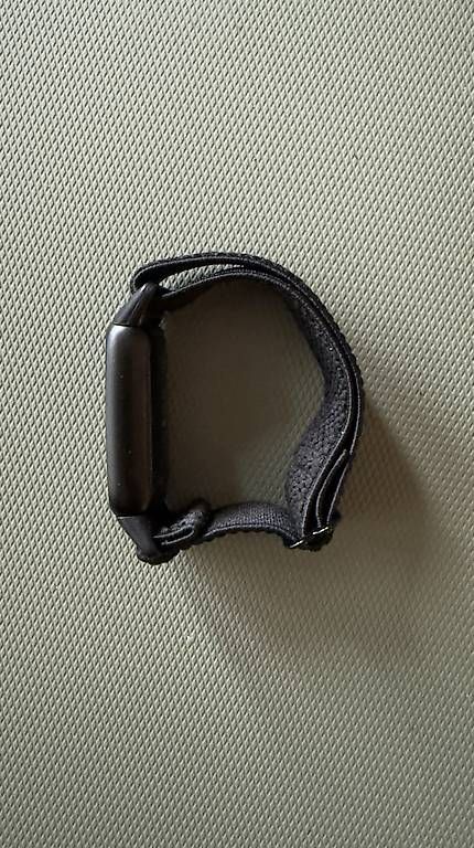 Smartwatch: Fitbit Luxe mit 3 Armbändern – Usato da Zürich venduto da sab_bl7c 2